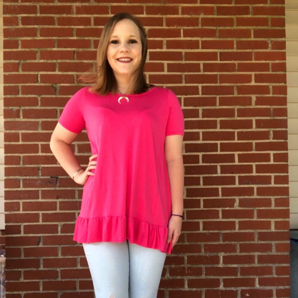 Elle Top - Picture 2 of 3